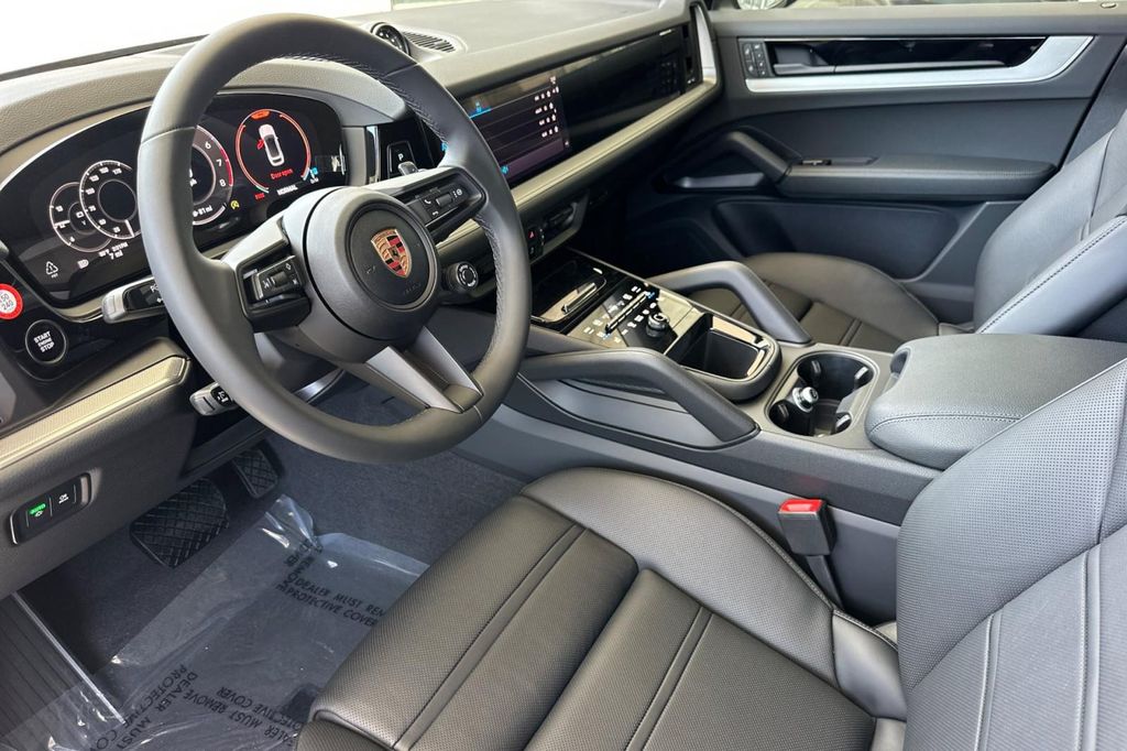 PORSCHE CAYENNE - 4