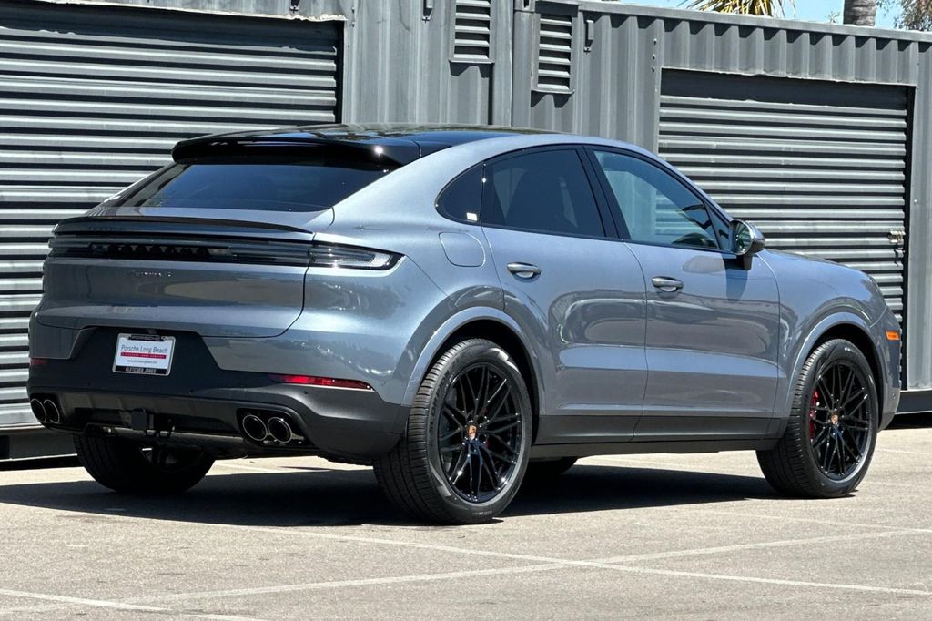 PORSCHE CAYENNE - 8