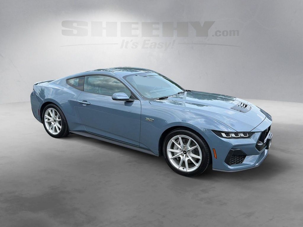 صورة 2 لـ 2024 FORD MUSTANG GT PREMIUM