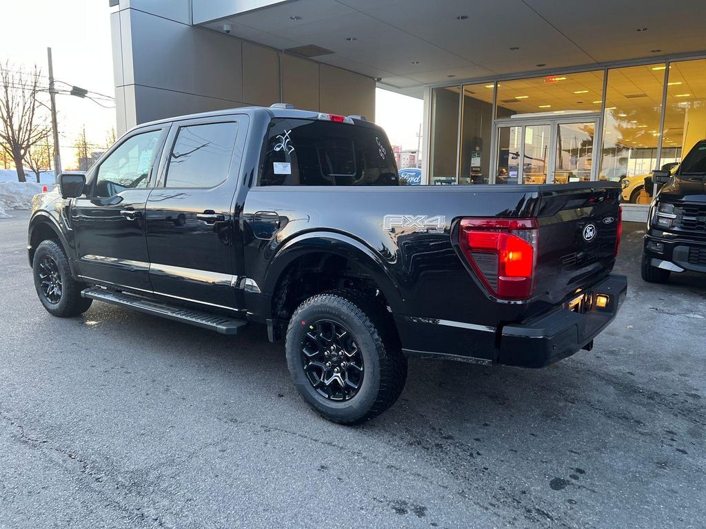 FORD F-150 XLT - 4