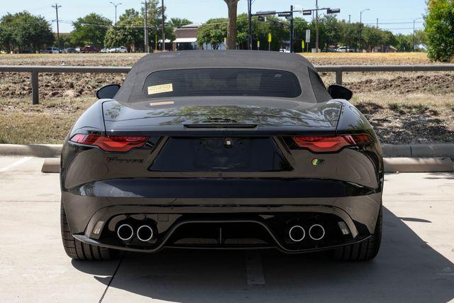 2021 Jaguar F-TYPE R — фото 10