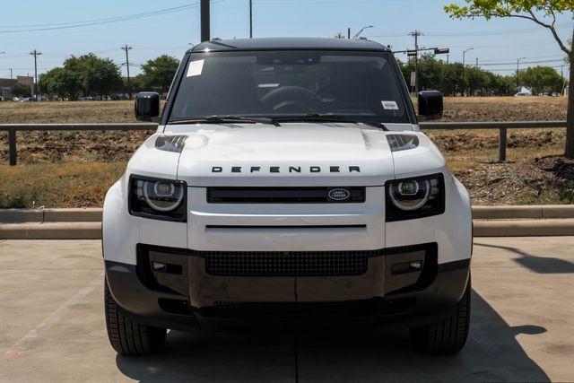 2026 LAND Rover DEFENDER P300 S thumbnail 6