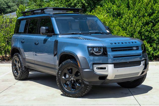 2025 LAND Rover DEFENDER P300 — фото 7