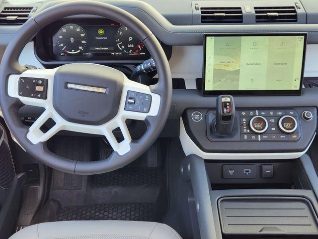 2024 LAND Rover DEFENDER P500 SE — миниатюра 26