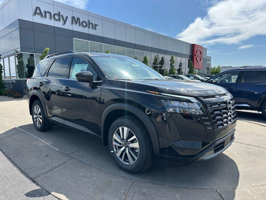 New 2026 Nissan Pathfinder SL