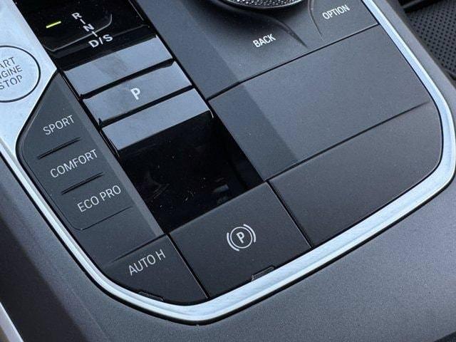 صورة مصغرة 23 لـ 2025 BMW 230 230I