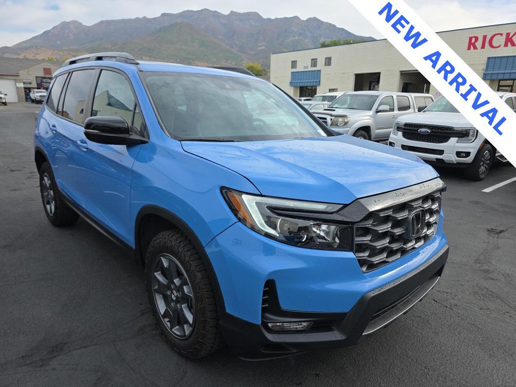 Used 2025 Honda Passport AWD TrailSport