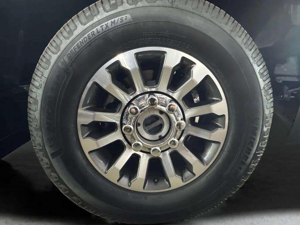 2021 FORD F-250 LARIAT — миниатюра 32