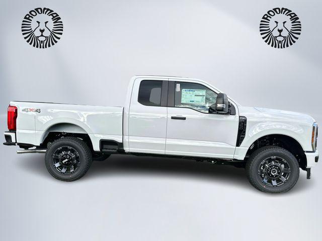 2026 FORD F-350 XL — фото 5