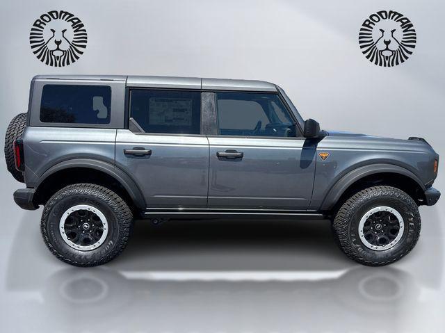 FORD BRONCO - 4