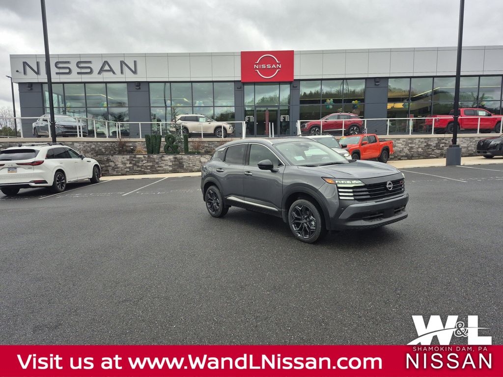 New 2026 Nissan Kicks SR
