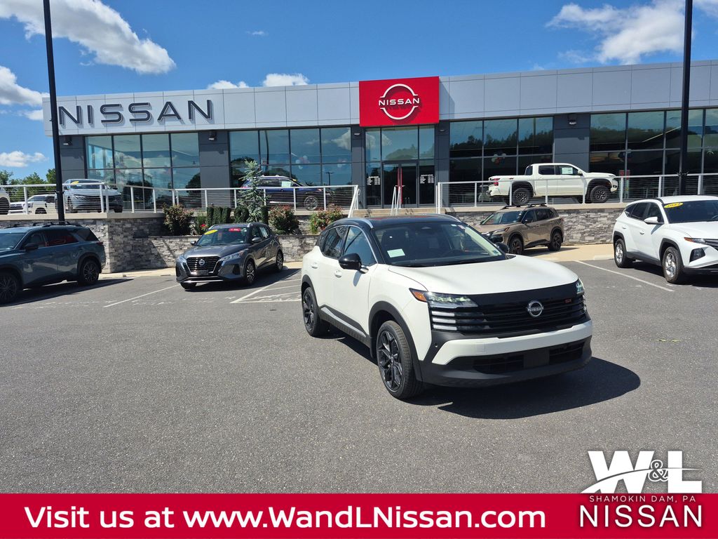 New 2026 Nissan Kicks SR