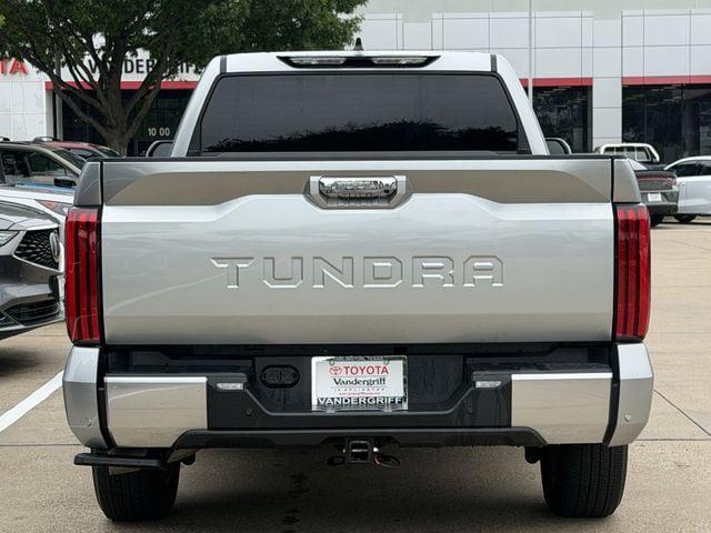 TOYOTA TUNDRA - 4