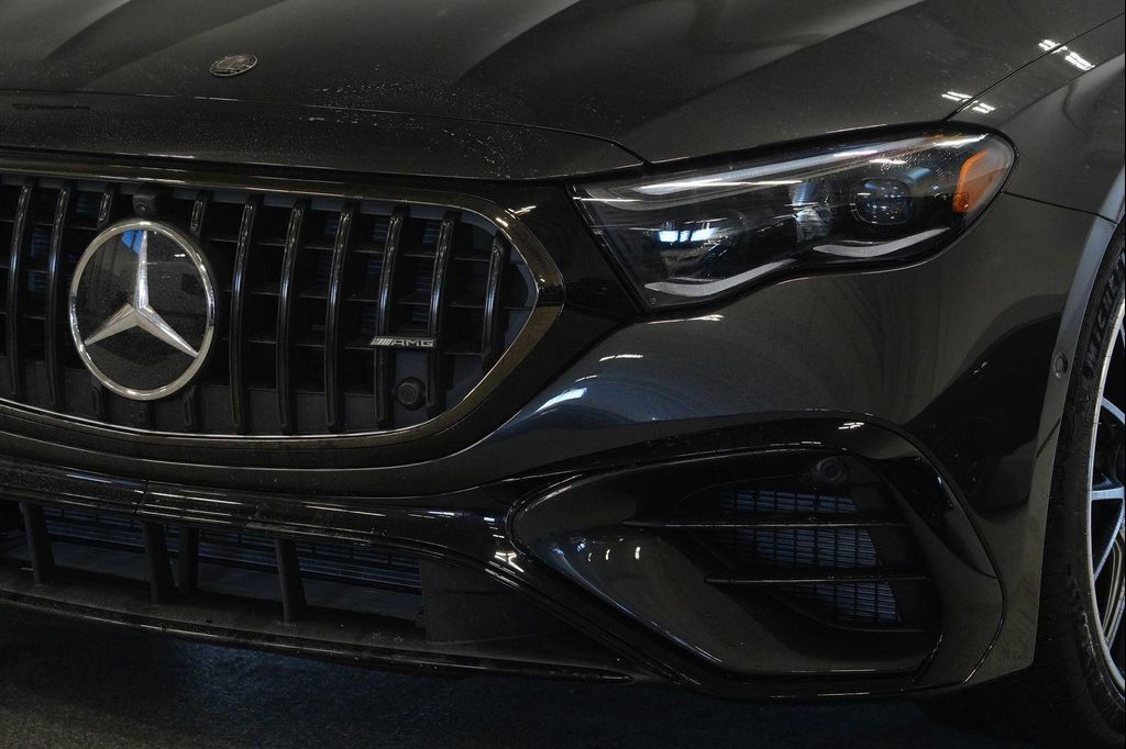 MERCEDES-BENZ E-CLASS - 6