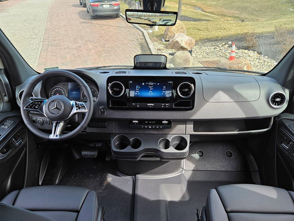 صورة مصغرة 11 لـ 2026 Mercedes-BENZ OTHERS