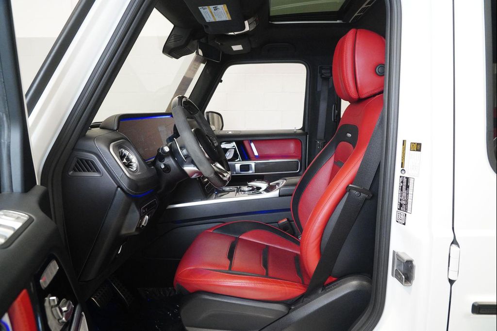 صورة مصغرة 11 لـ 2021 Mercedes-BENZ AMG G 63 4MATIC