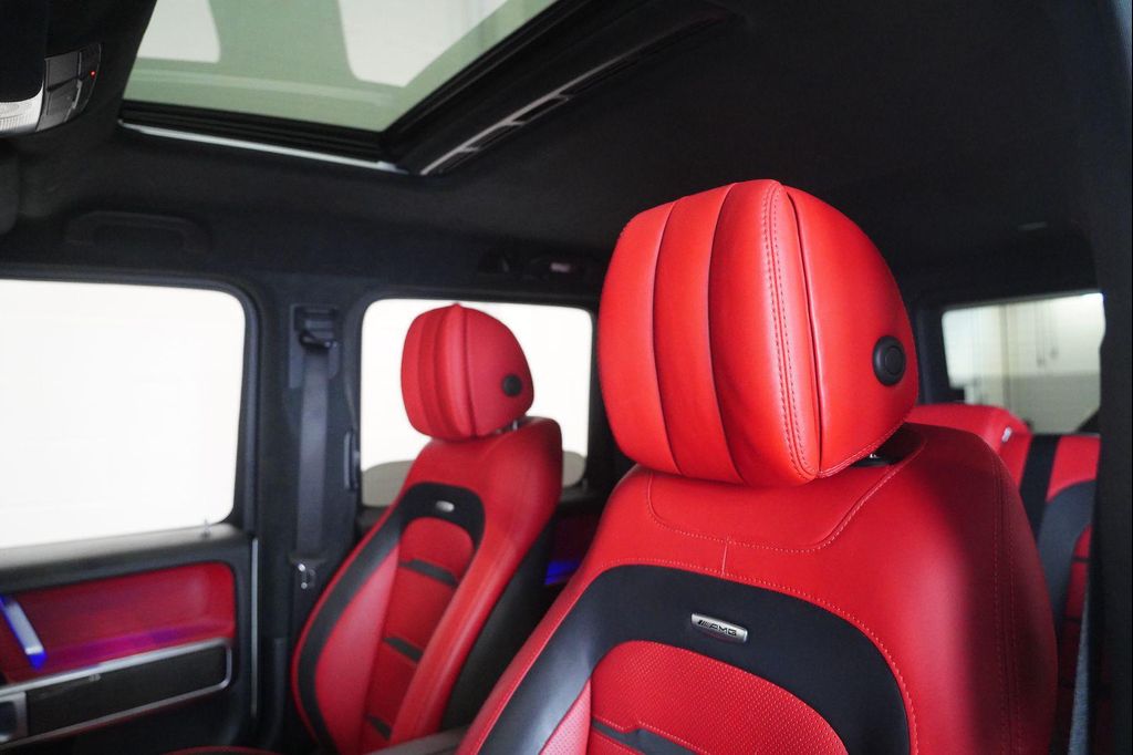 صورة مصغرة 12 لـ 2021 Mercedes-BENZ AMG G 63 4MATIC