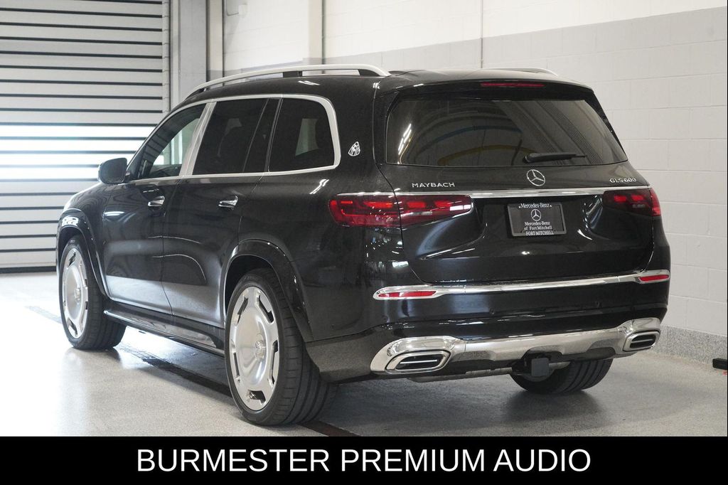صورة 4 لـ 2026 Mercedes-BENZ GLS MAYBACH