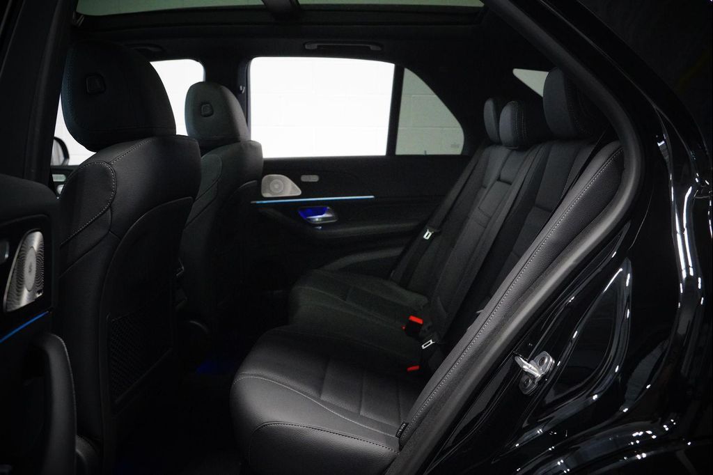 صورة مصغرة 13 لـ 2026 Mercedes-BENZ GLE