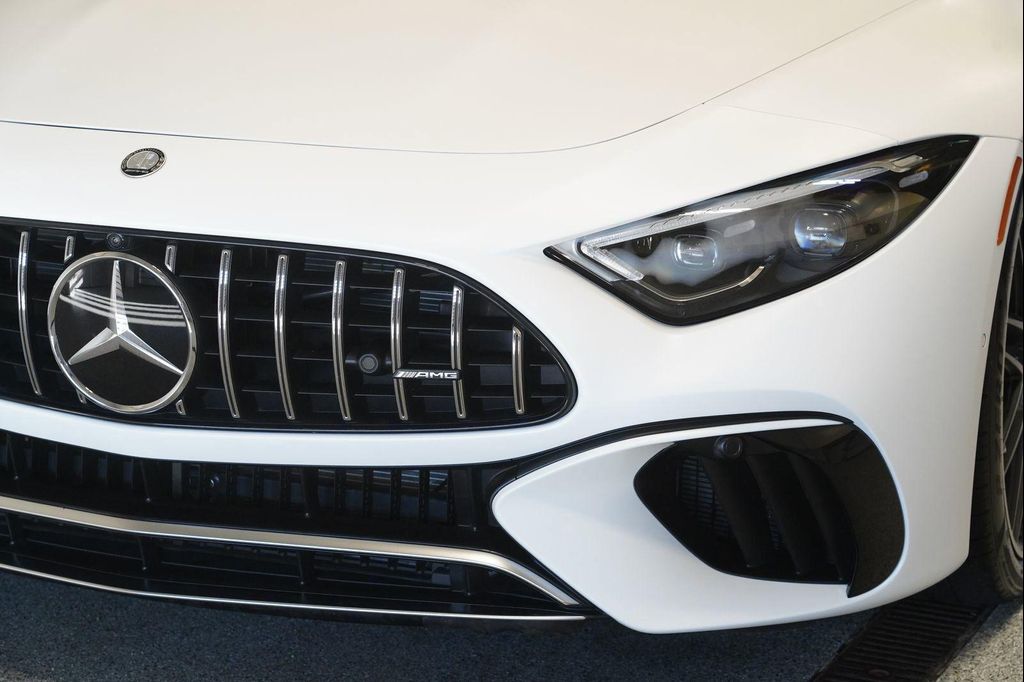 MERCEDES-BENZ SL-CLASS AMG - 9