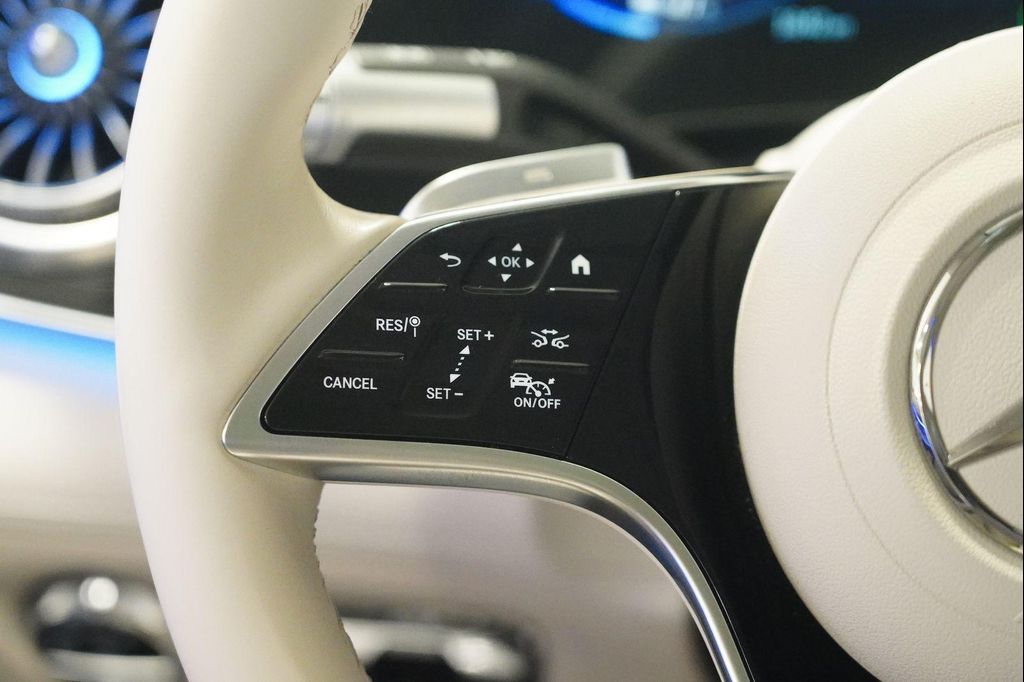 2023 Mercedes-BENZ EQS 缩略图 16