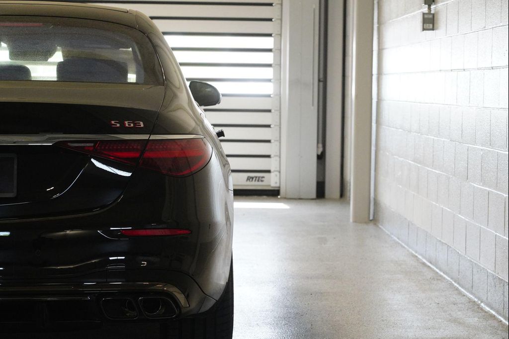 MERCEDES-BENZ S-CLASS AMG - 10