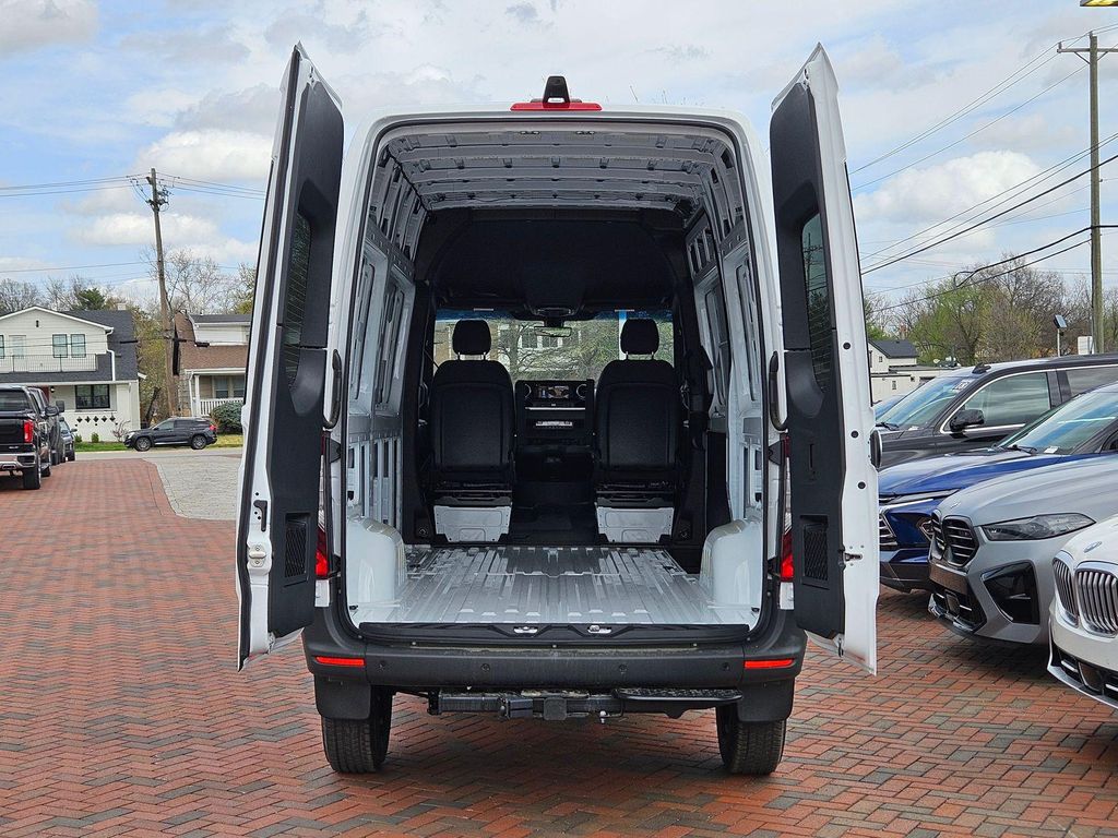 2026 Mercedes-BENZ OTHERS — миниатюра 27