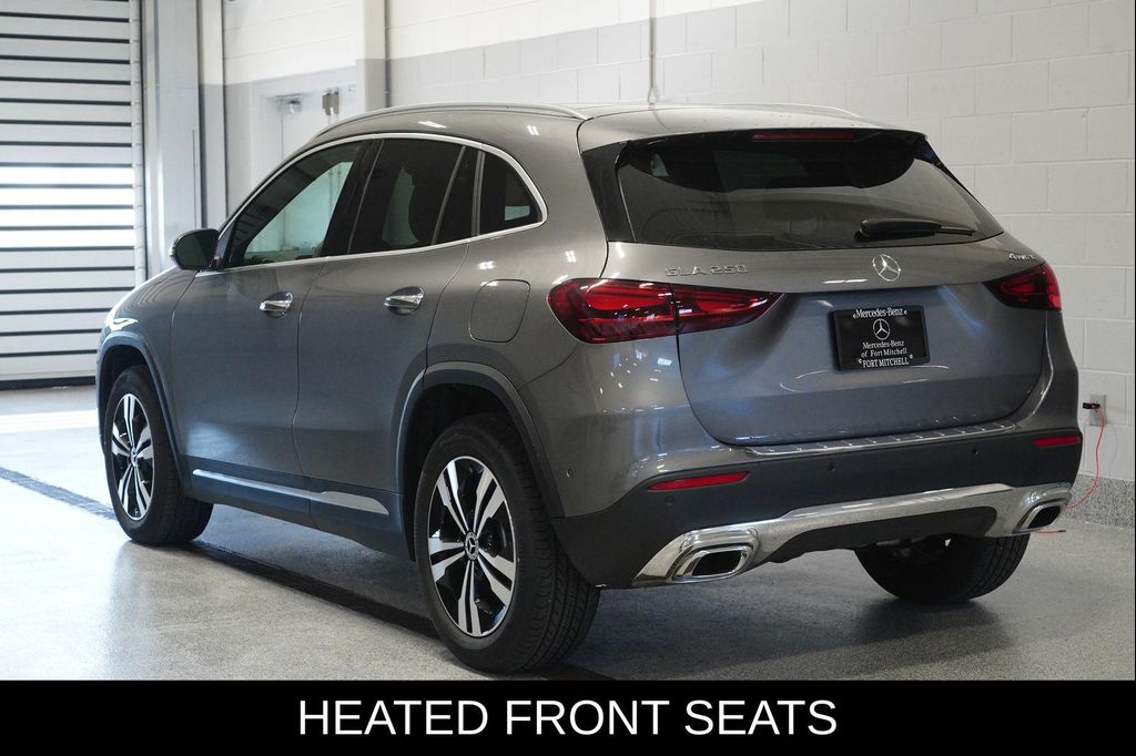 MERCEDES-BENZ GLA-CLASS - 4