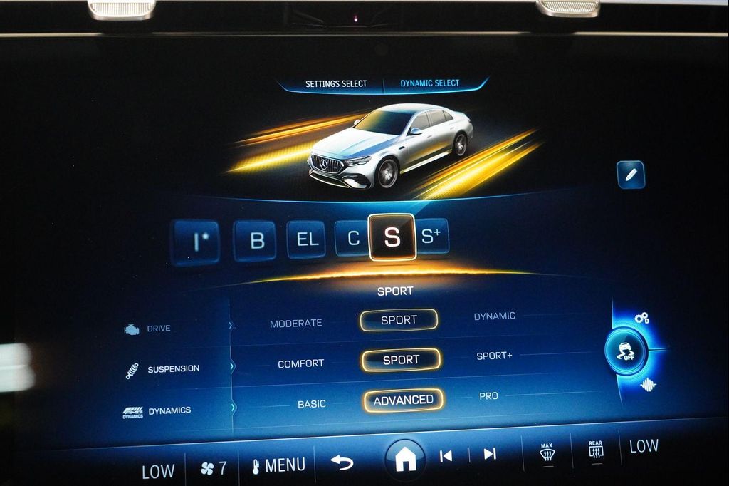 صورة مصغرة 25 لـ 2027 Mercedes-BENZ AMG E 53 E 4MATIC+
