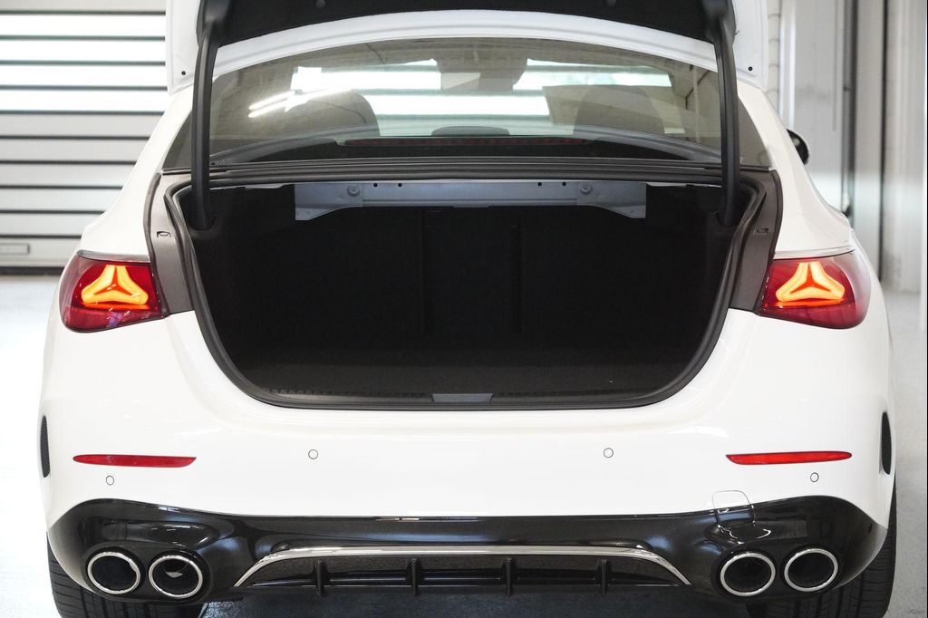 صورة مصغرة 31 لـ 2027 Mercedes-BENZ AMG E 53 E 4MATIC+
