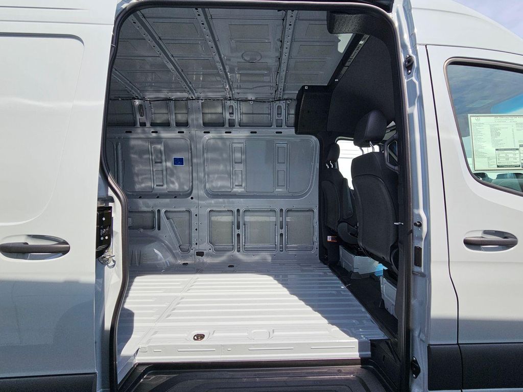 2026 Mercedes-BENZ OTHERS — миниатюра 26