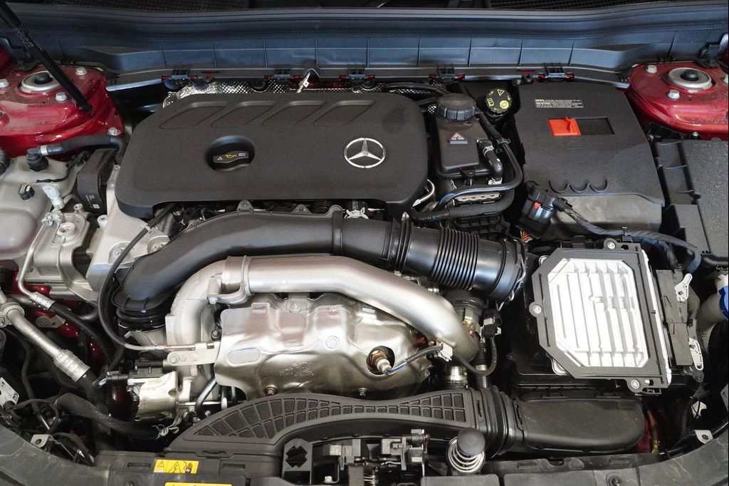 2026 Mercedes-BENZ GLB 缩略图 29