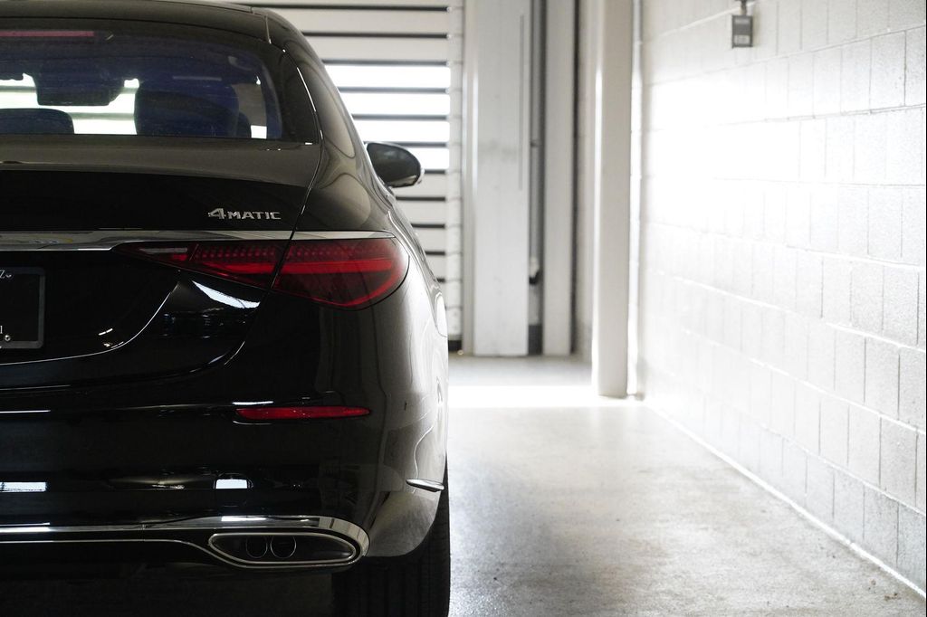 MERCEDES-BENZ S-CLASS - 10