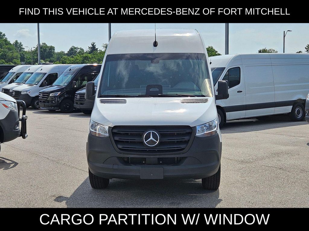 2025 Mercedes-BENZ OTHERS 照片 2