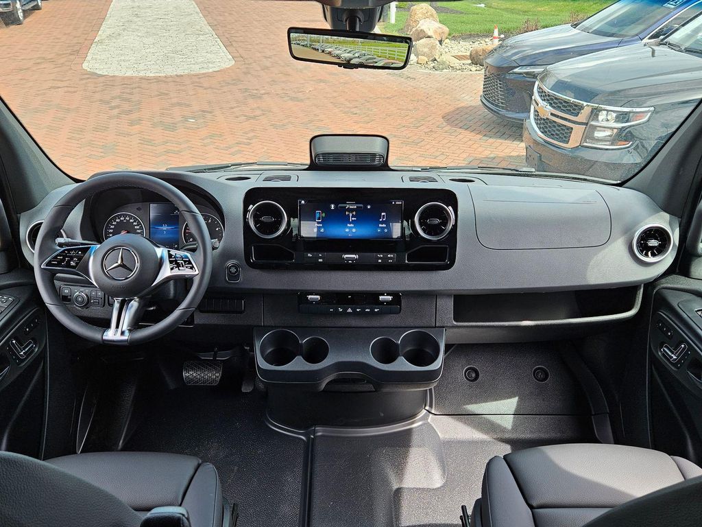صورة مصغرة 11 لـ 2026 Mercedes-BENZ OTHERS