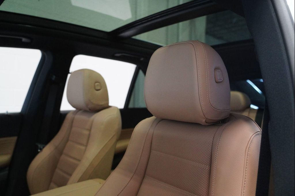 2026 Mercedes-BENZ GLE — миниатюра 12