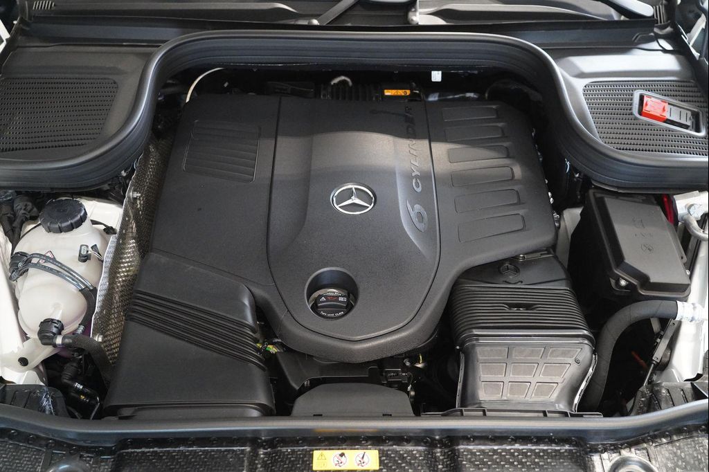2026 Mercedes-BENZ GLE — миниатюра 29