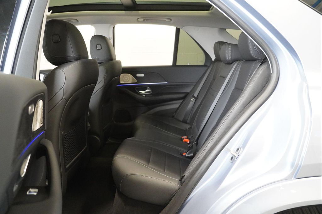 صورة مصغرة 13 لـ 2026 Mercedes-BENZ GLE