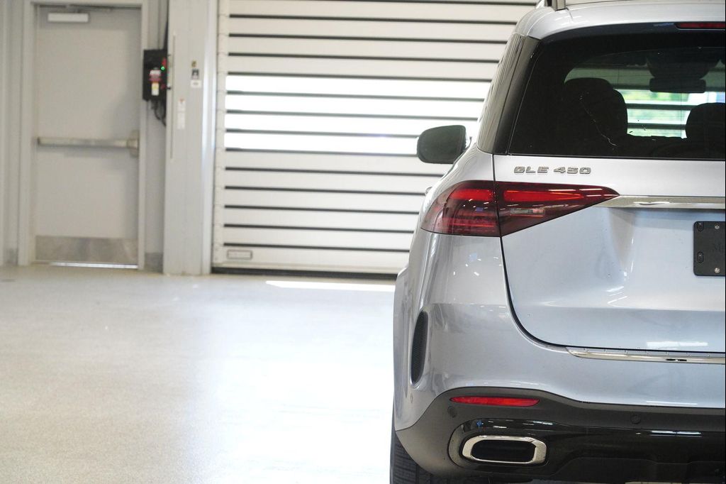 صورة 9 لـ 2026 Mercedes-BENZ GLE