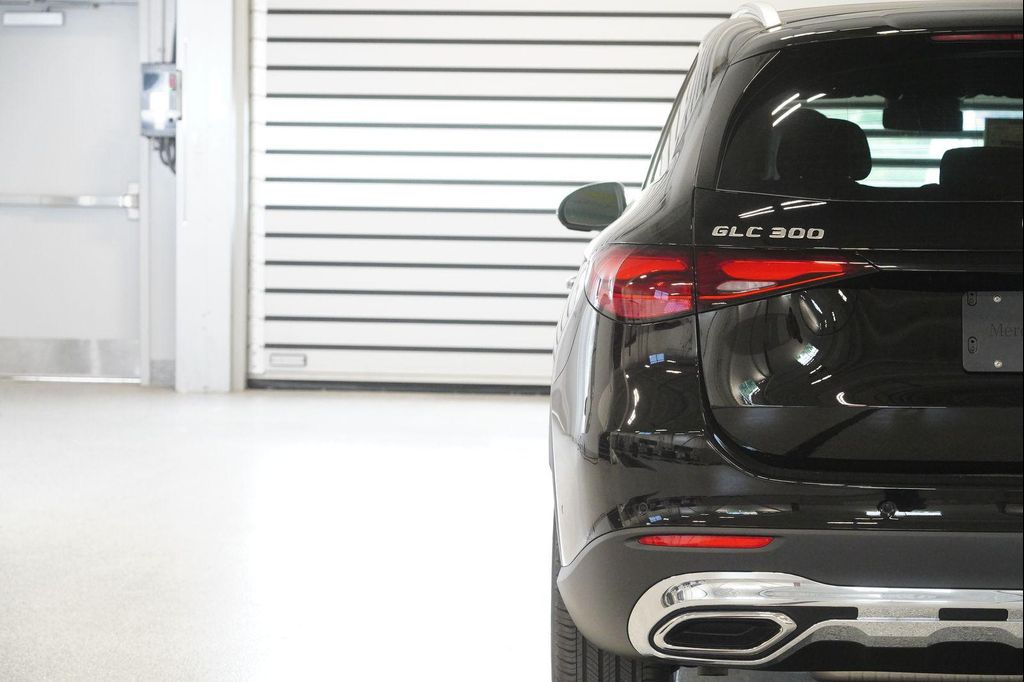 2026 Mercedes-BENZ GLC 照片 9