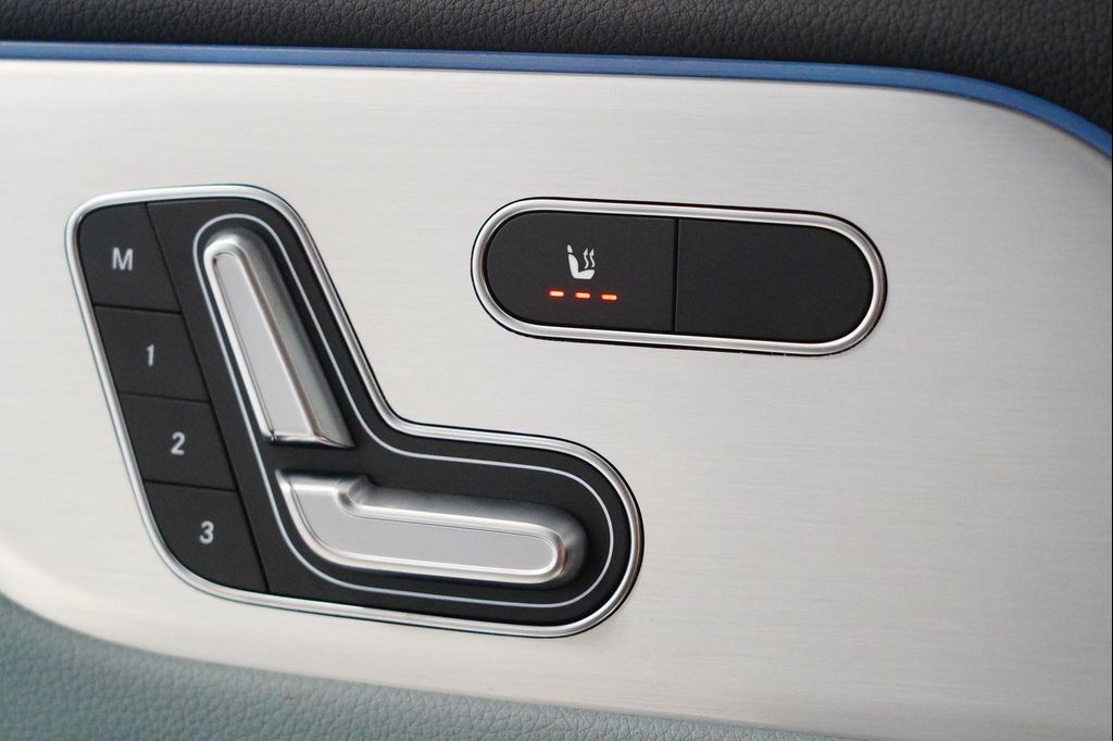 2026 Mercedes-BENZ GLA — миниатюра 28