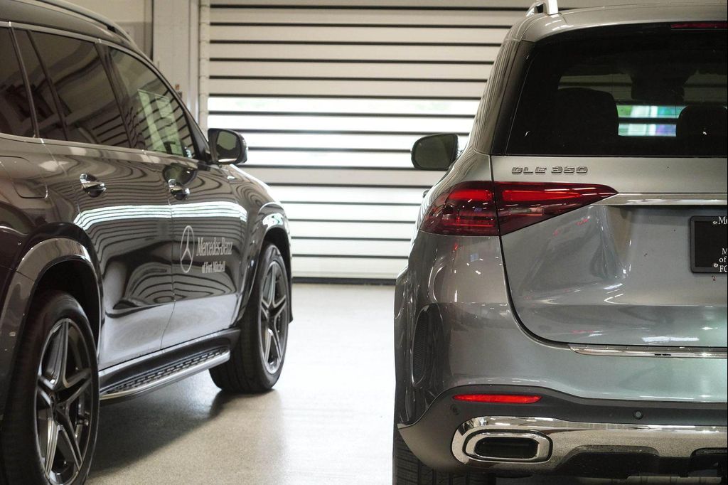 صورة 9 لـ 2026 Mercedes-BENZ GLE