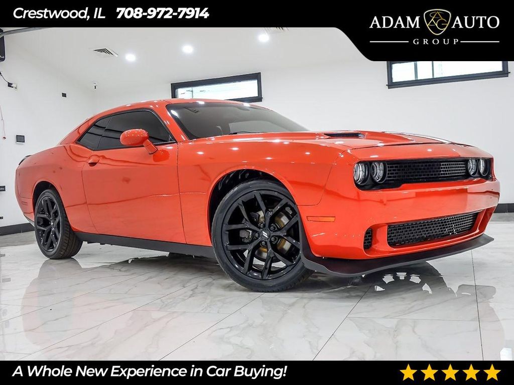 Used 2017 Dodge Challenger SXT