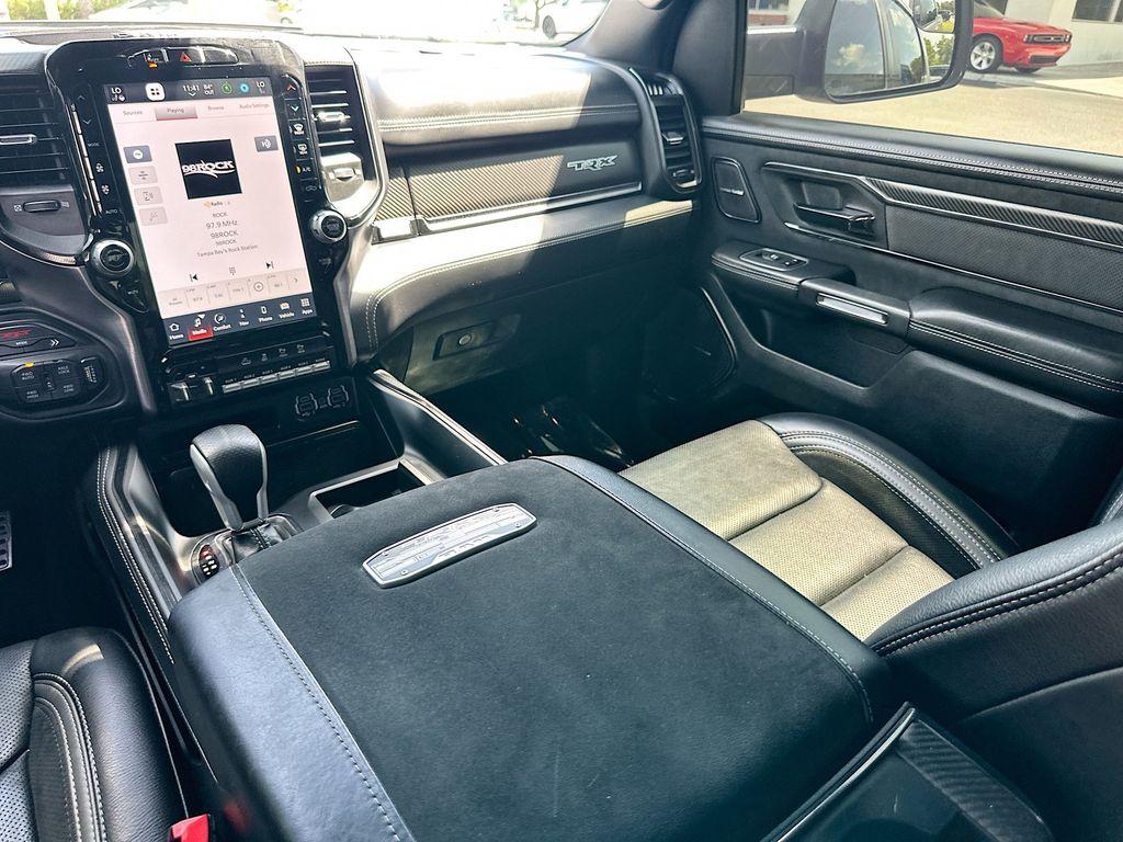 2022 RAM 1500 TRX — миниатюра 24