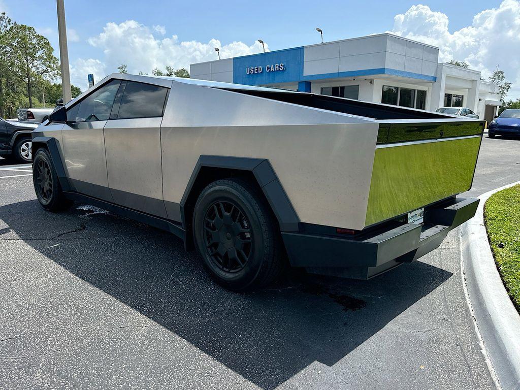TESLA CYBERTRUCK BASE - 7
