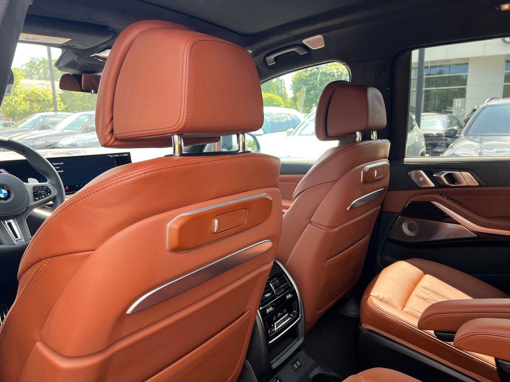 2027 BMW X7 M60I 缩略图 25
