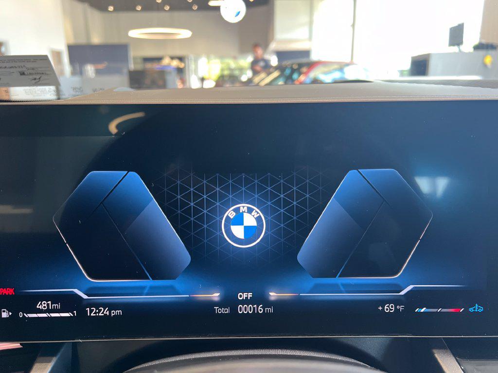 2027 BMW 530 XDRIVE — миниатюра 16