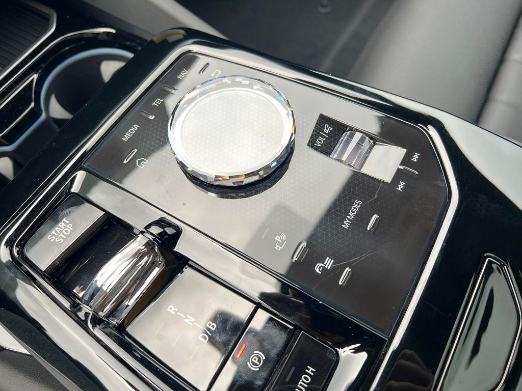 صورة مصغرة 17 لـ 2026 BMW I5 M60