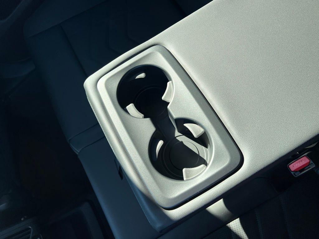 صورة مصغرة 30 لـ 2026 BMW X1 XDRIVE28I