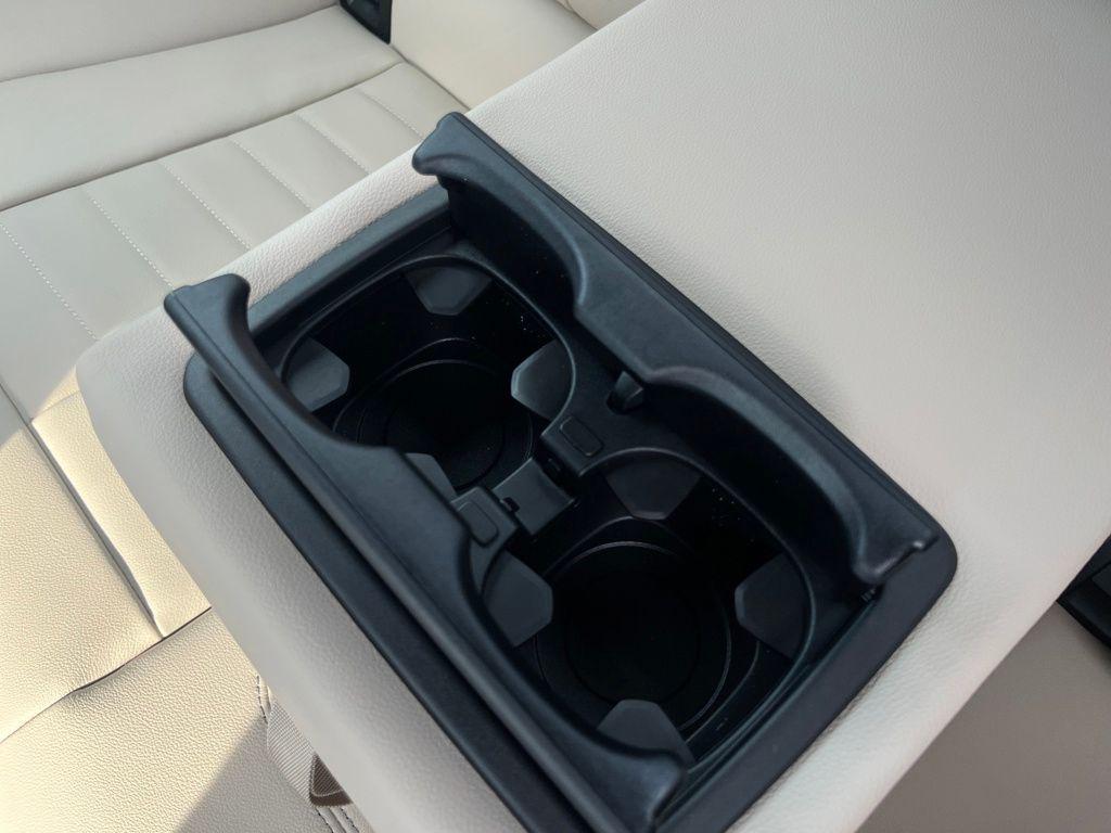 2025 BMW 330 330I 缩略图 32